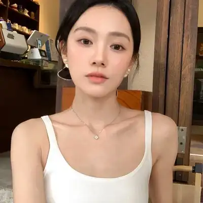 阎英
